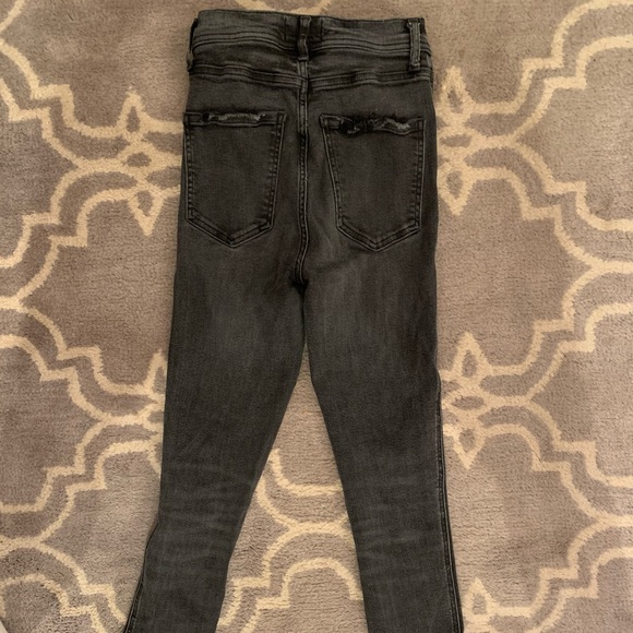 SOLD Agolde Pinch Waist High Rise Black Skinny Jean - Size 24 - Picture 2 of 4
